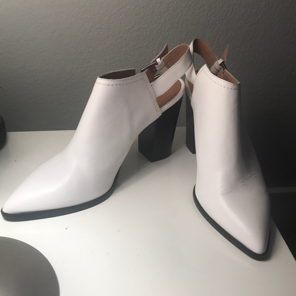 Halogen White Booties